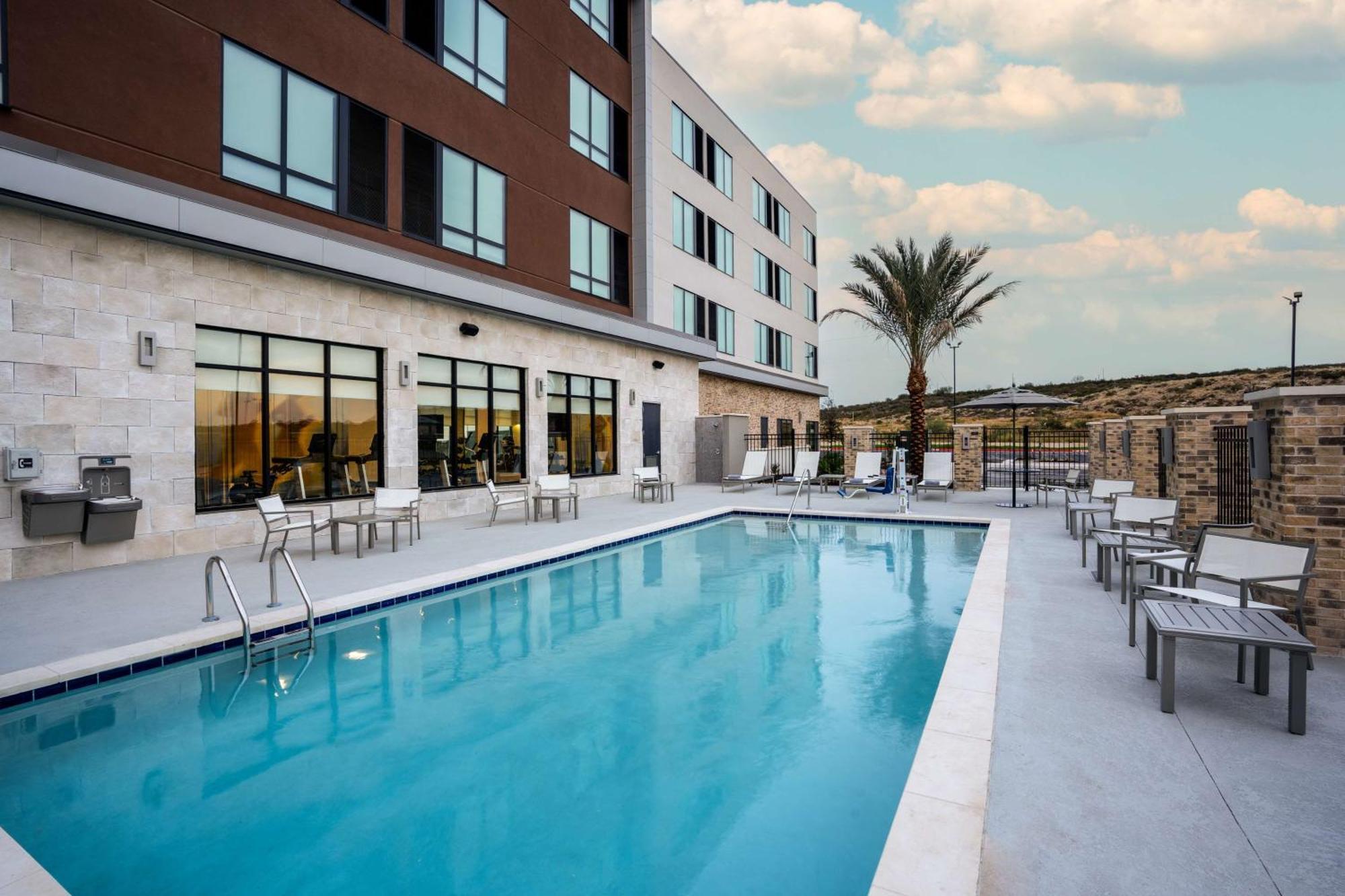 Hyatt Place Eagle Pass Exterior photo